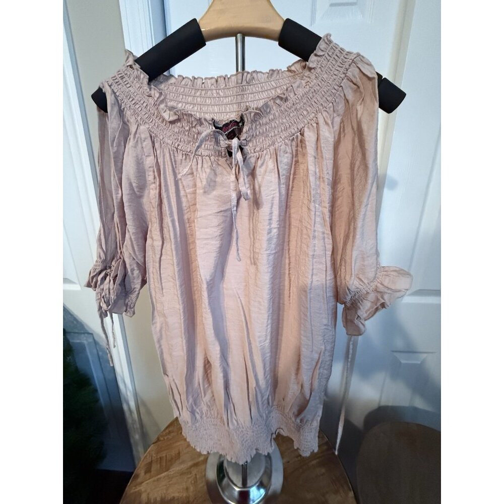 MILLENIUM Beige Top With Slit Arms Smock Hem Bottom Size 1X